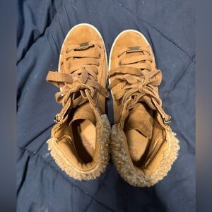 Ugg sneakers